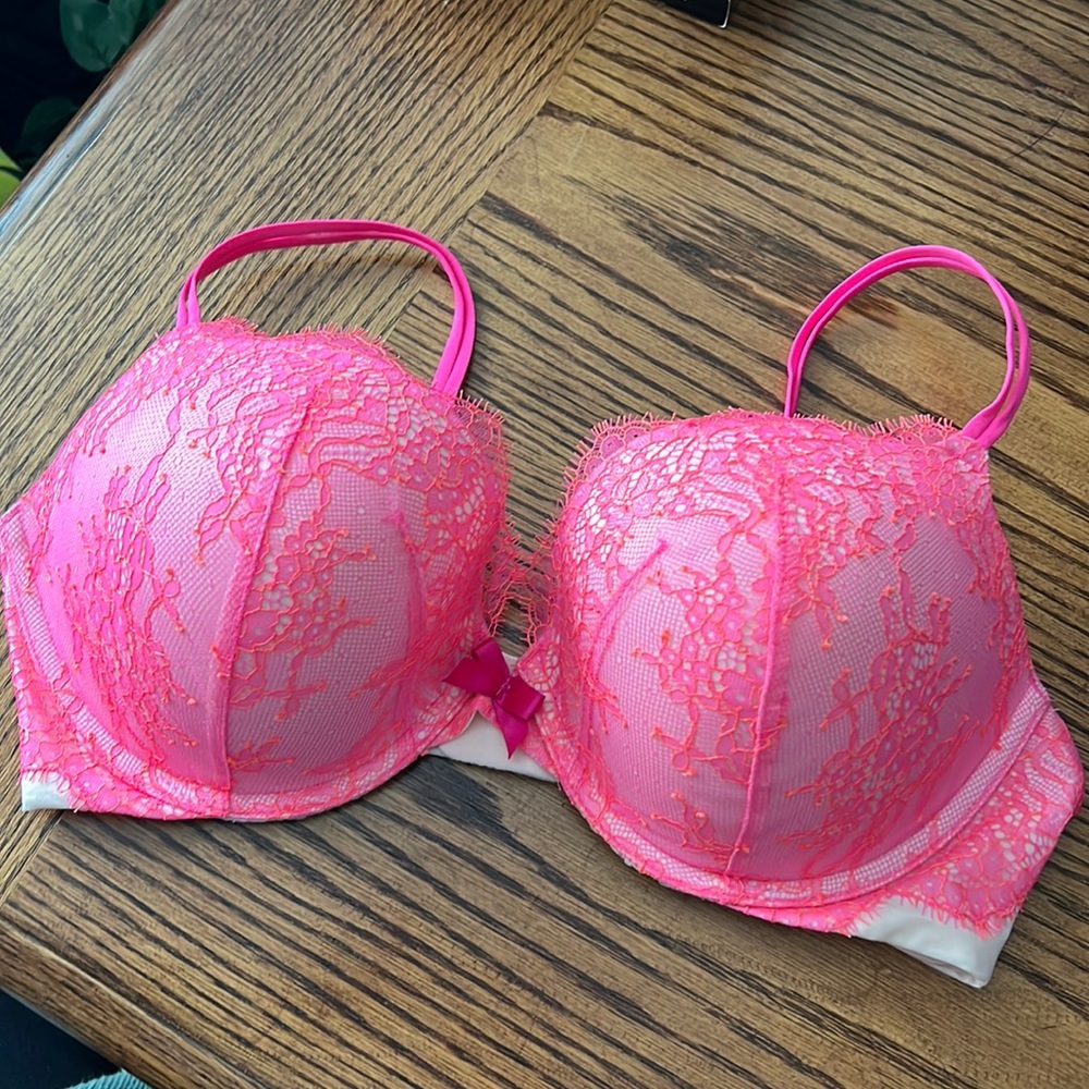 Victoria secret bra